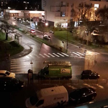 Agreable Appartement Реймс Экстерьер фото